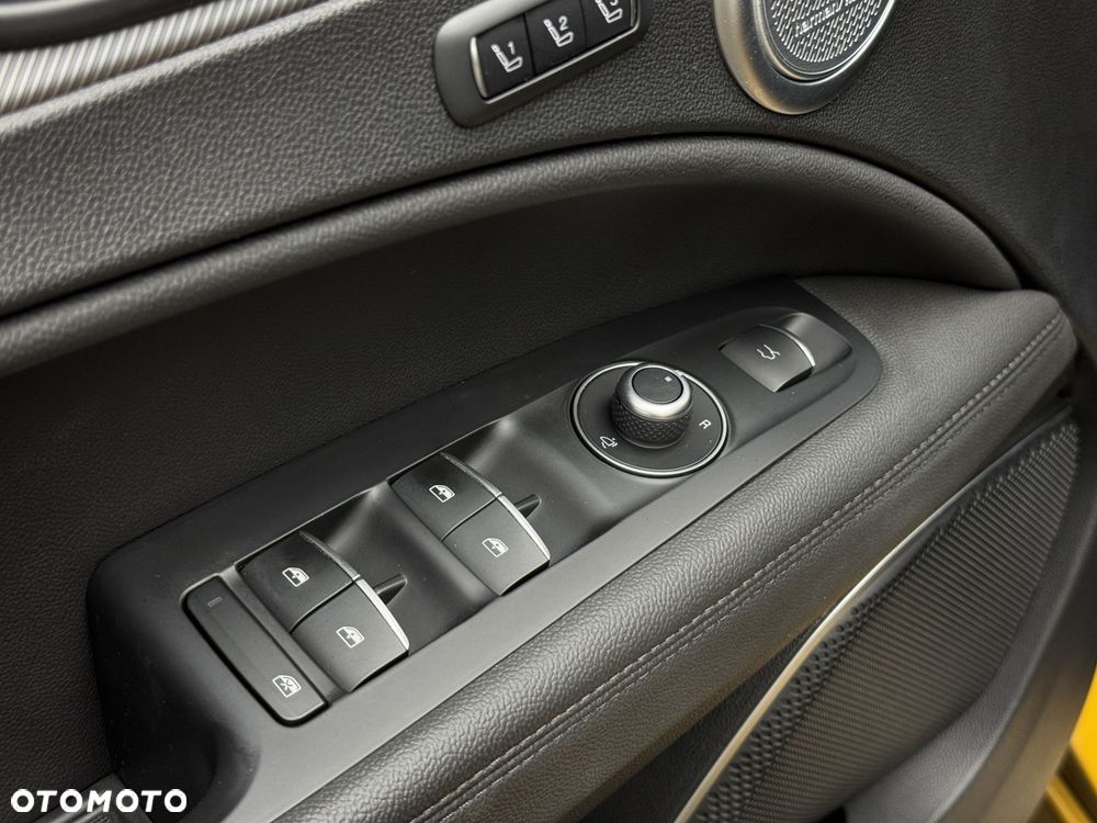 Alfa Romeo Stelvio 2.0 Turbo Veloce Q4 - 23