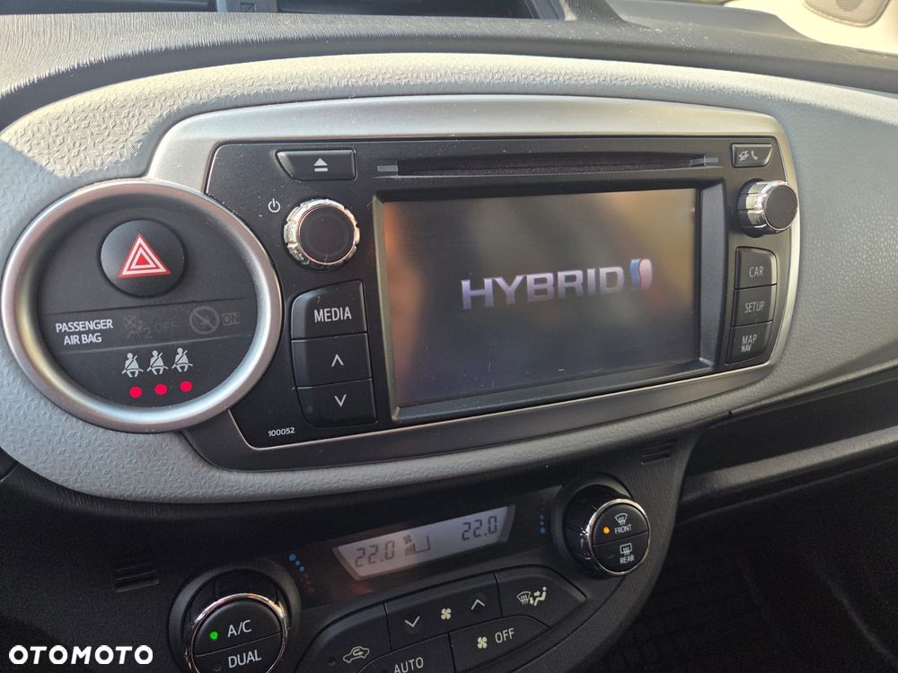 Toyota Yaris 1.5 VVT-i Selection - 16