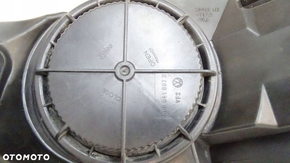 VW GOLF VII - lampa przednia prawa BIXENON SKRĘTNY - 12