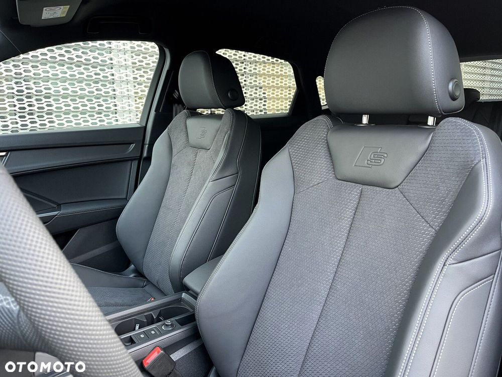Audi Q3 Sportback - 19