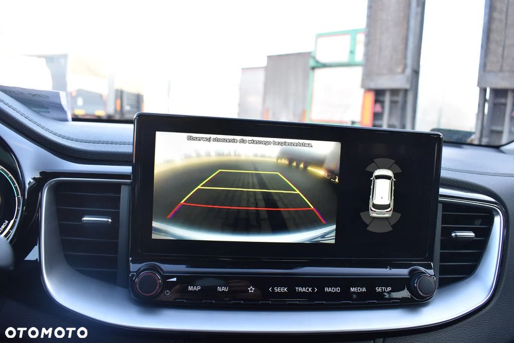 Kia Ceed 1.6 GDI PHEV L DCT - 33