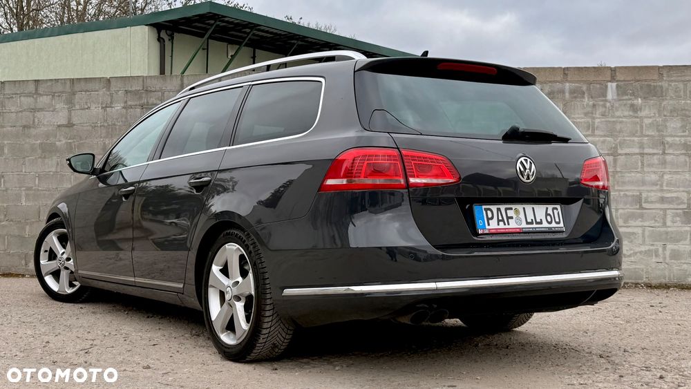 Volkswagen Passat 2.0 TDI BlueMotion Technology Highline - 13