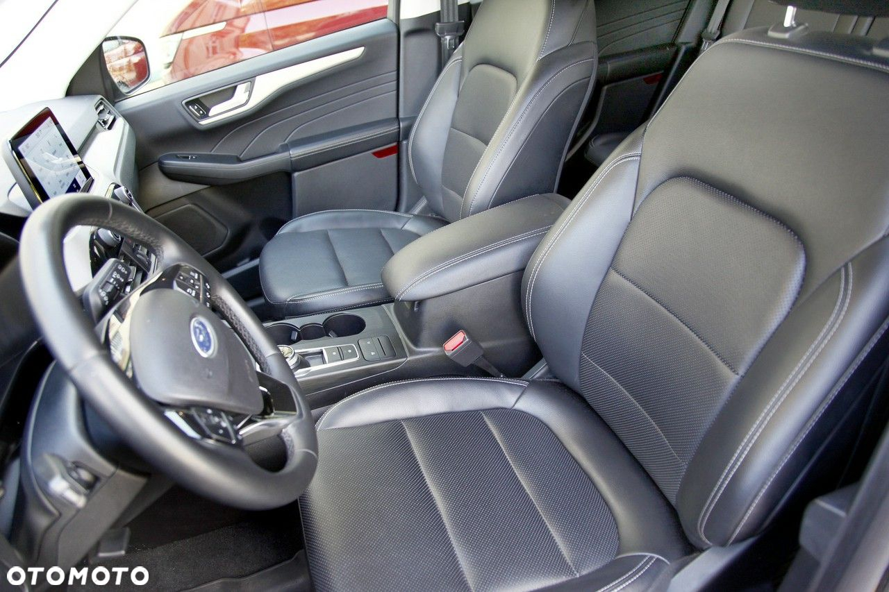Ford Kuga - 23