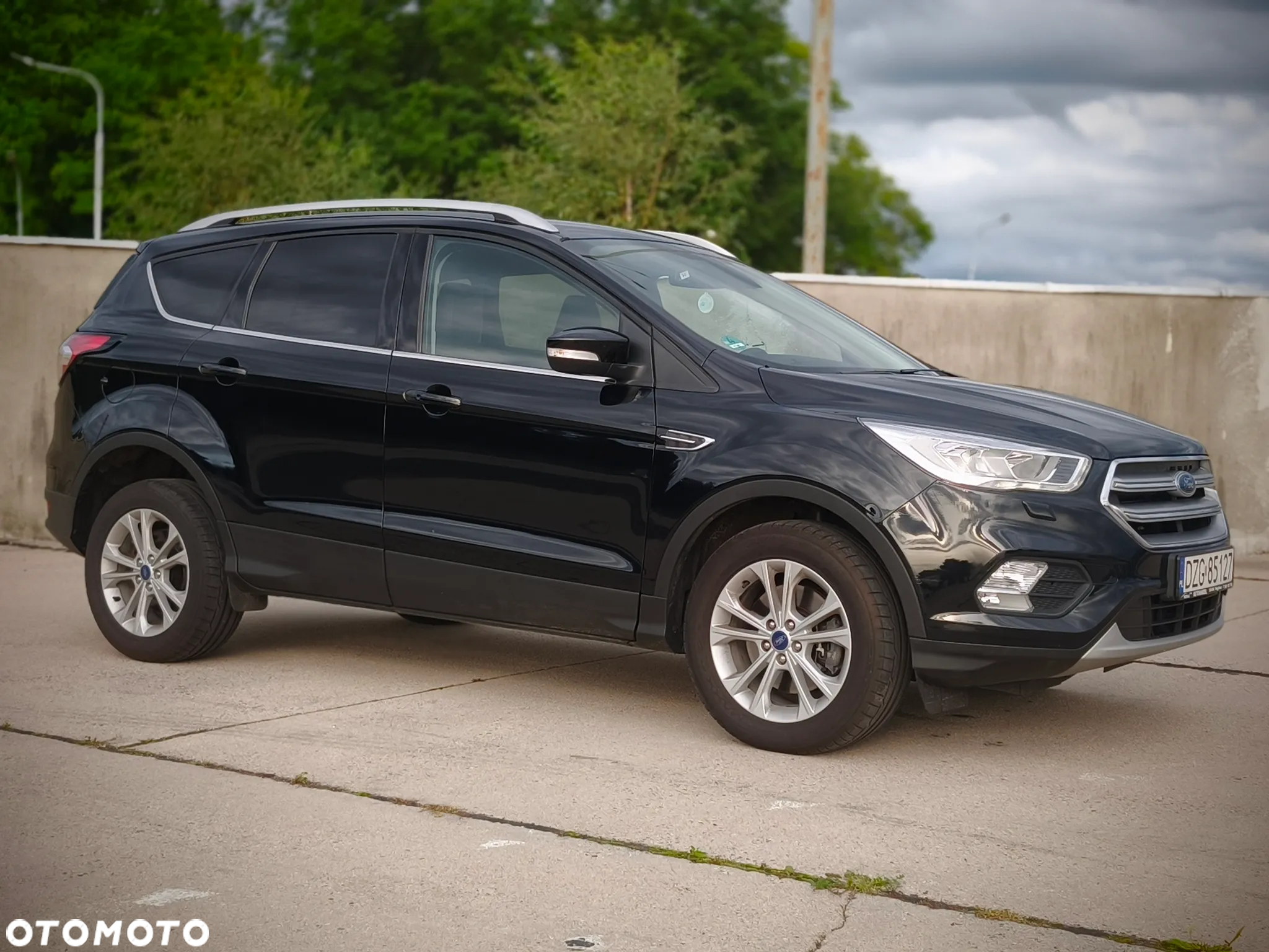 Ford Kuga 2.0 TDCi 2x4 Trend - 3
