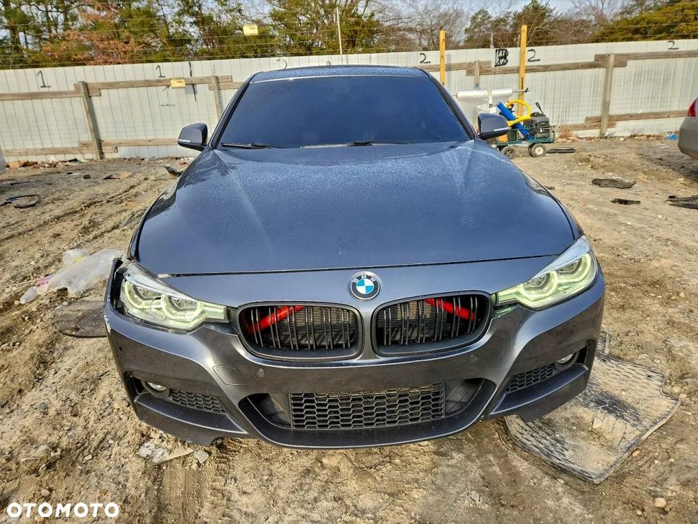 BMW Seria 3 330i Edition M Sport Shadow - 5