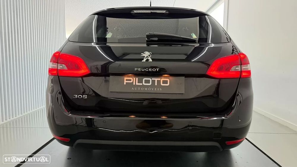 Peugeot 308 SW - 10