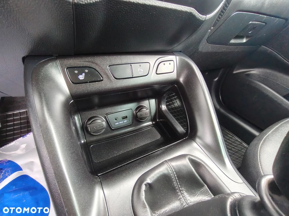 Hyundai ix35 blue 1.6 2WD Finale Silver - 32