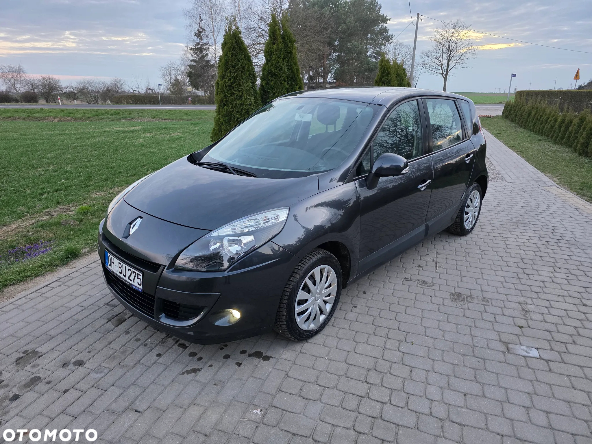 Renault Scenic 1.6 16V 110 Expression - 2