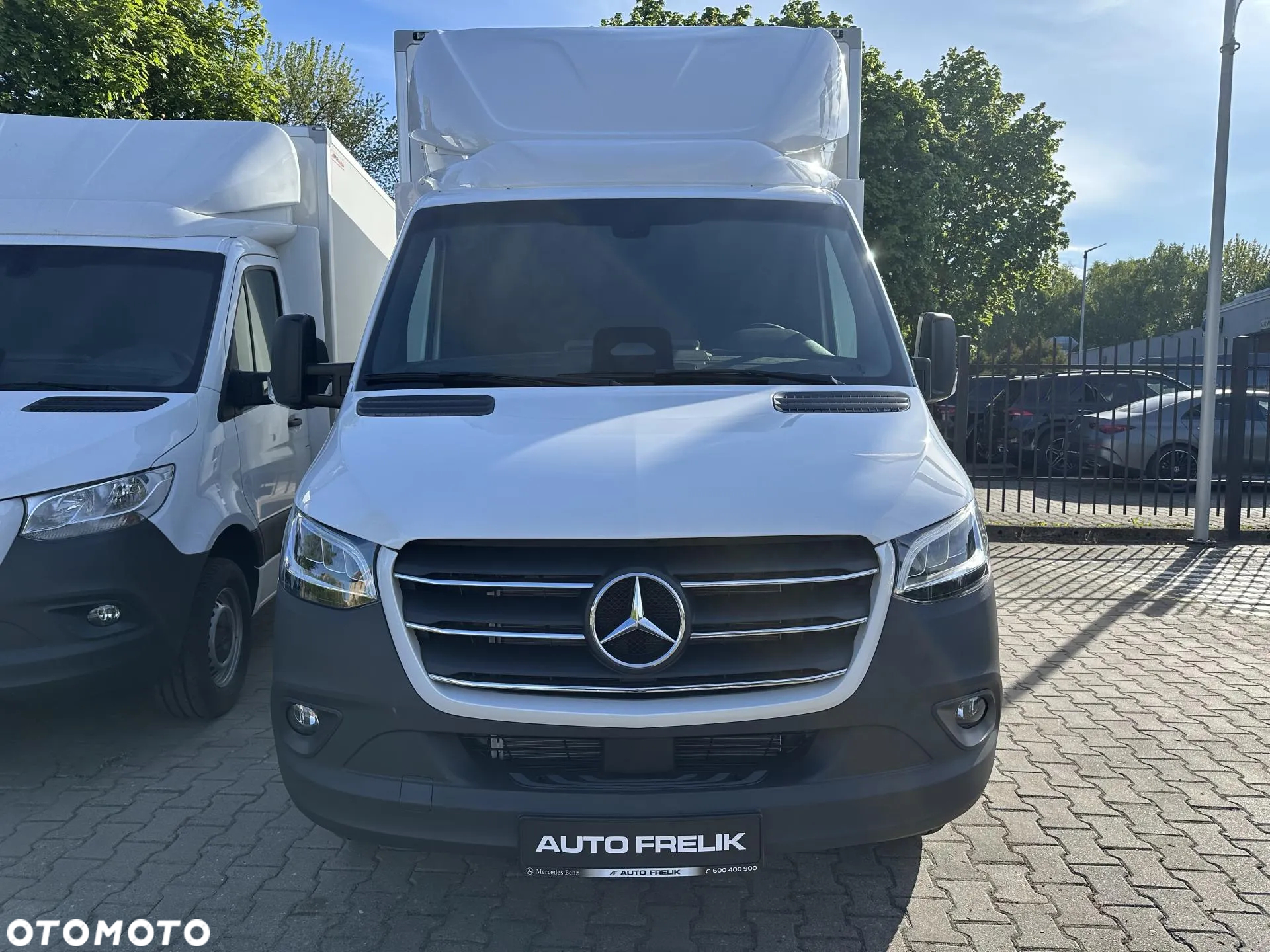 Mercedes-Benz Sprinter - 2