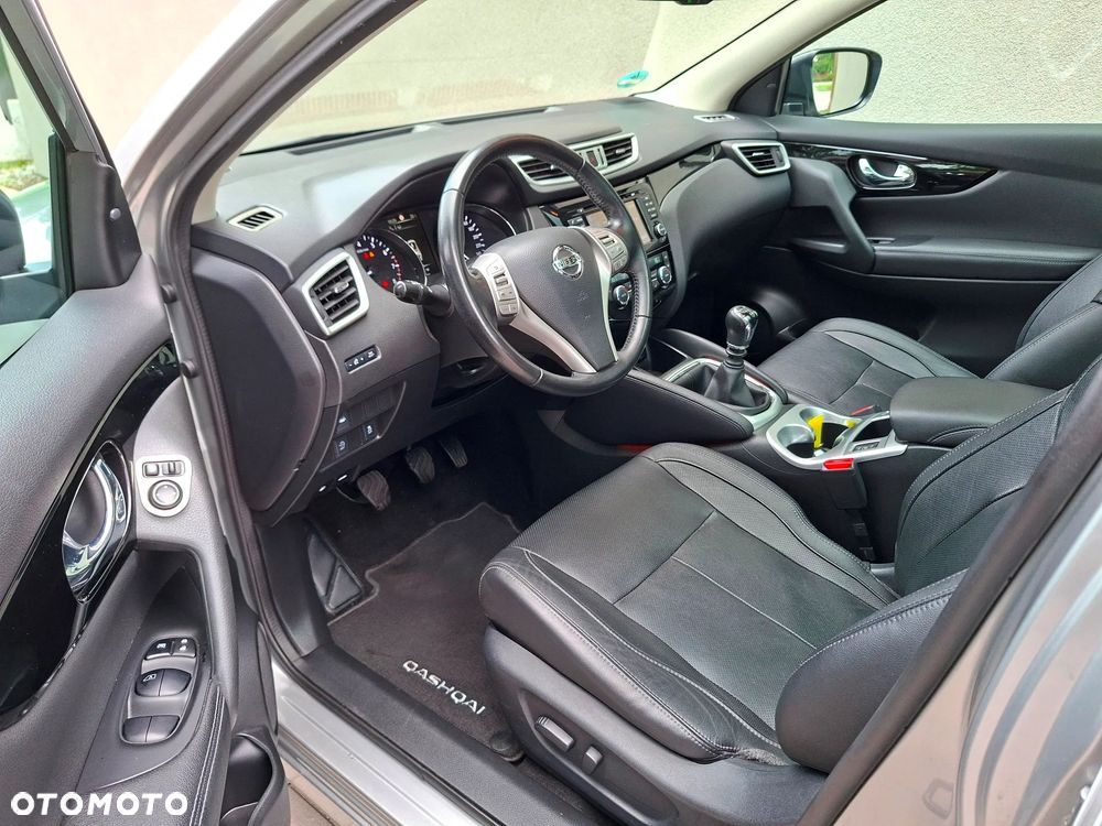 Nissan Qashqai 1.6 DIG-T Tekna+ - 18