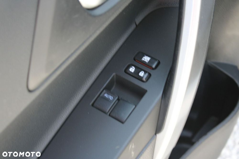 Toyota Auris - 13