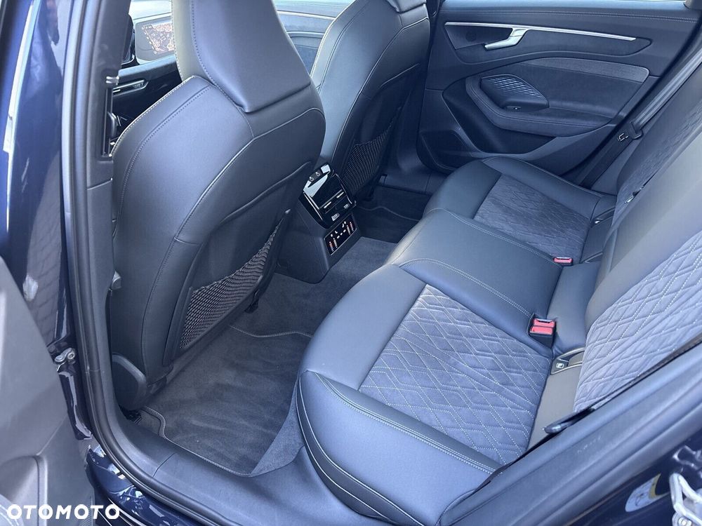 Audi A6 Avant - 31
