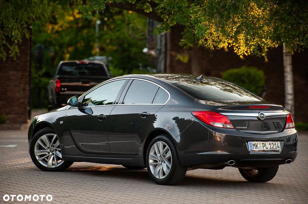 Opel Insignia - 11