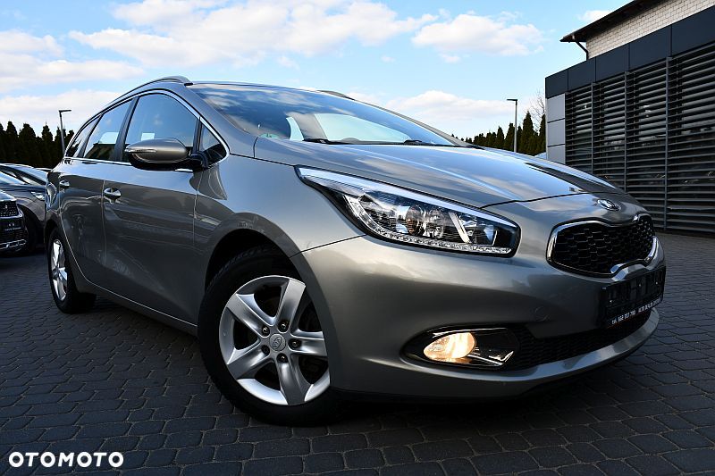 Kia Ceed 1.6 GDI Platinum Edition - 1