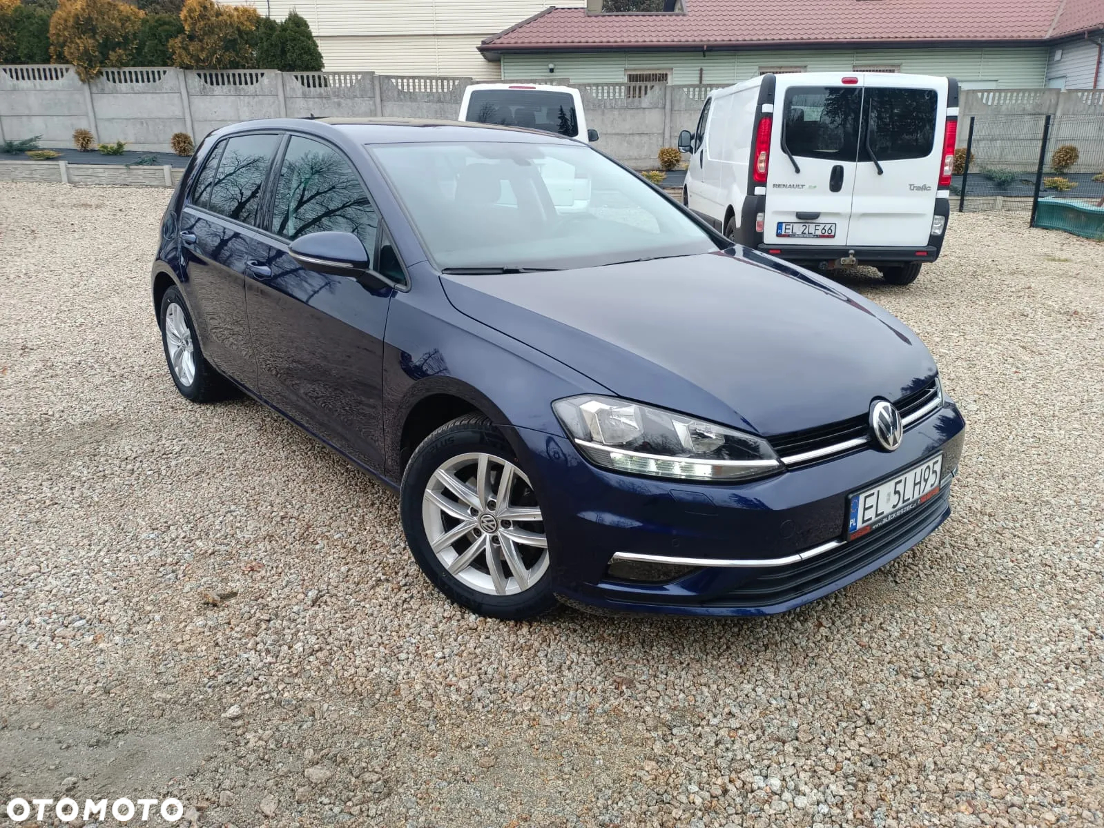 Volkswagen Golf - 10