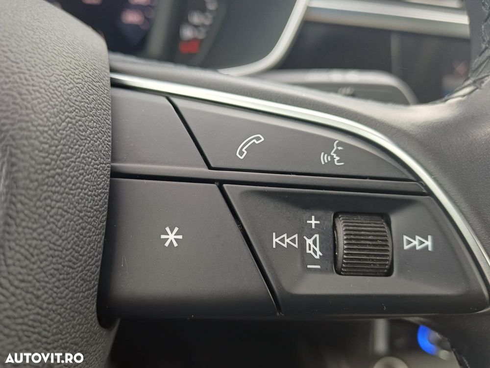 Audi Q3 2.0 40 TFSI S tronic quattro - 17