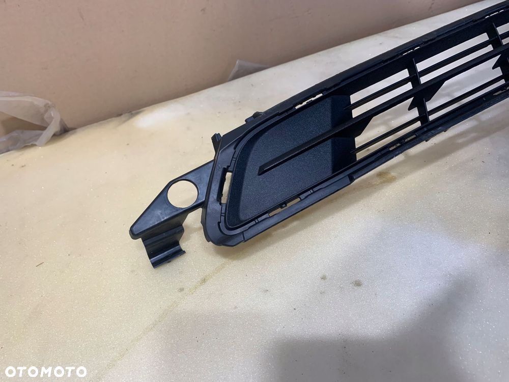 kratka zderzaka przód opel mokka b ii 2 9835266280 - 2