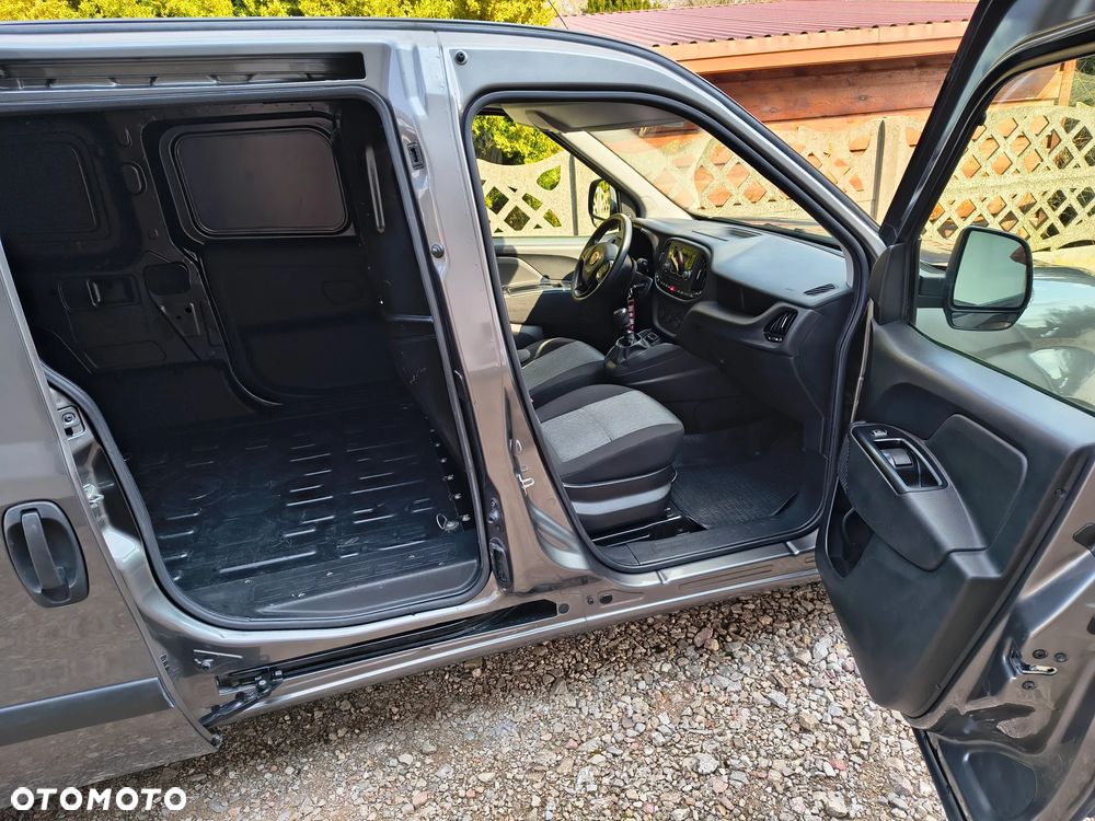 Fiat DOBLO ll LIFT - 16