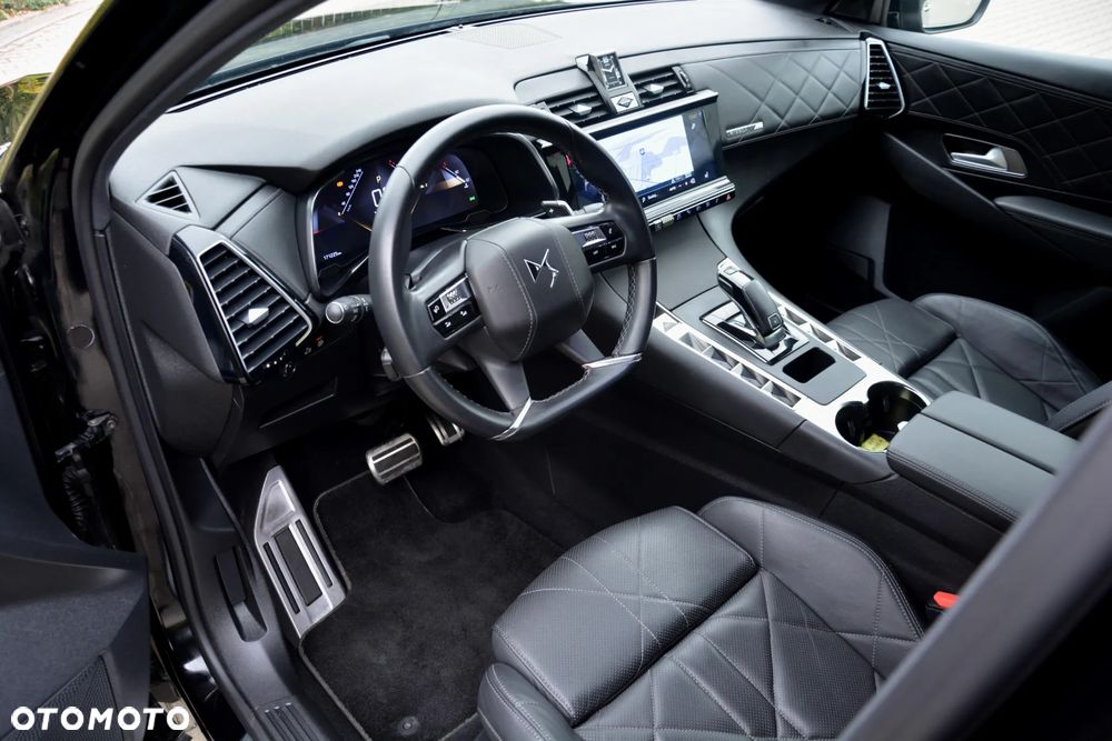 DS Automobiles DS 7 Crossback - 26