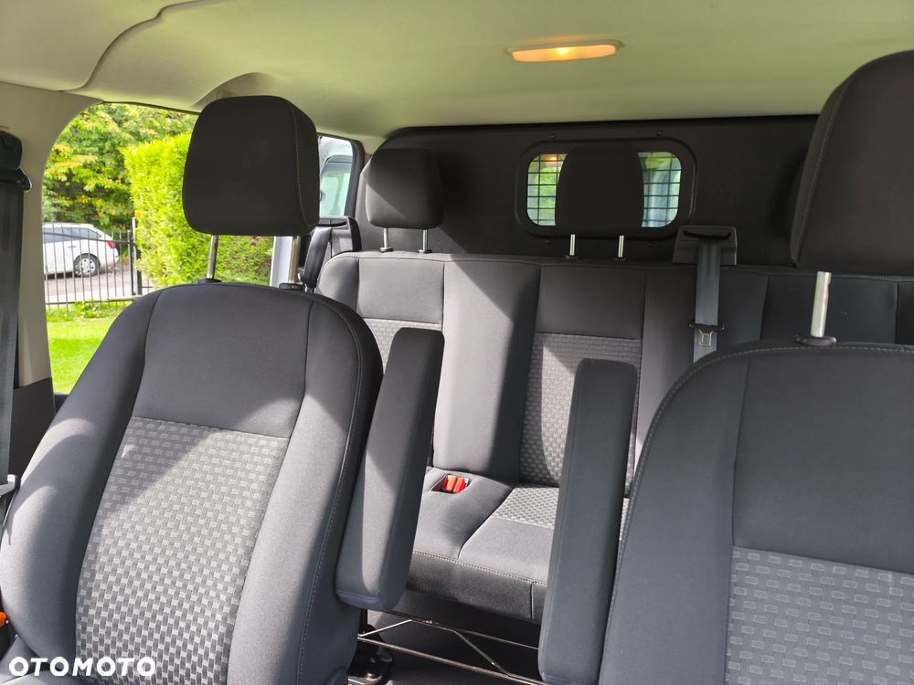 Ford TRANSIT CUSTOM - 19