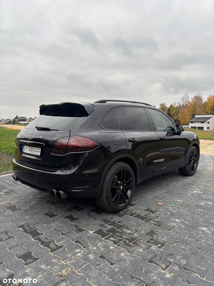 Porsche Cayenne - 6