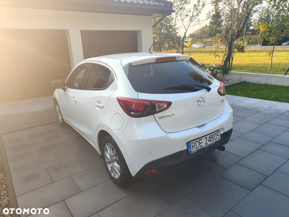 Mazda 2 - 5