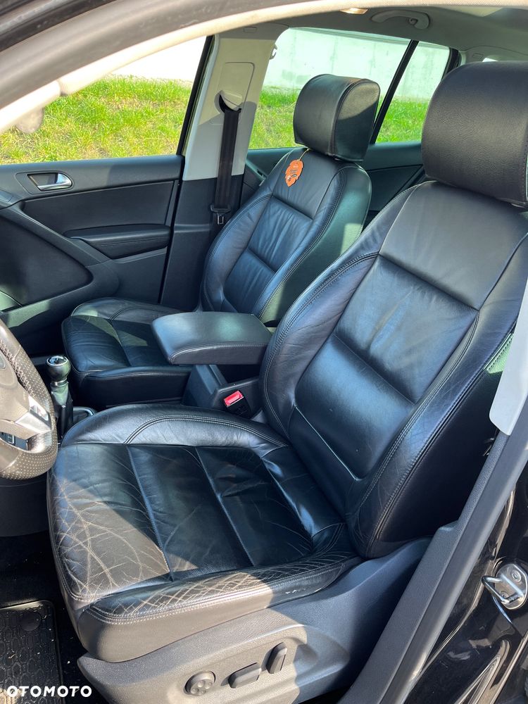 Volkswagen Tiguan - 10