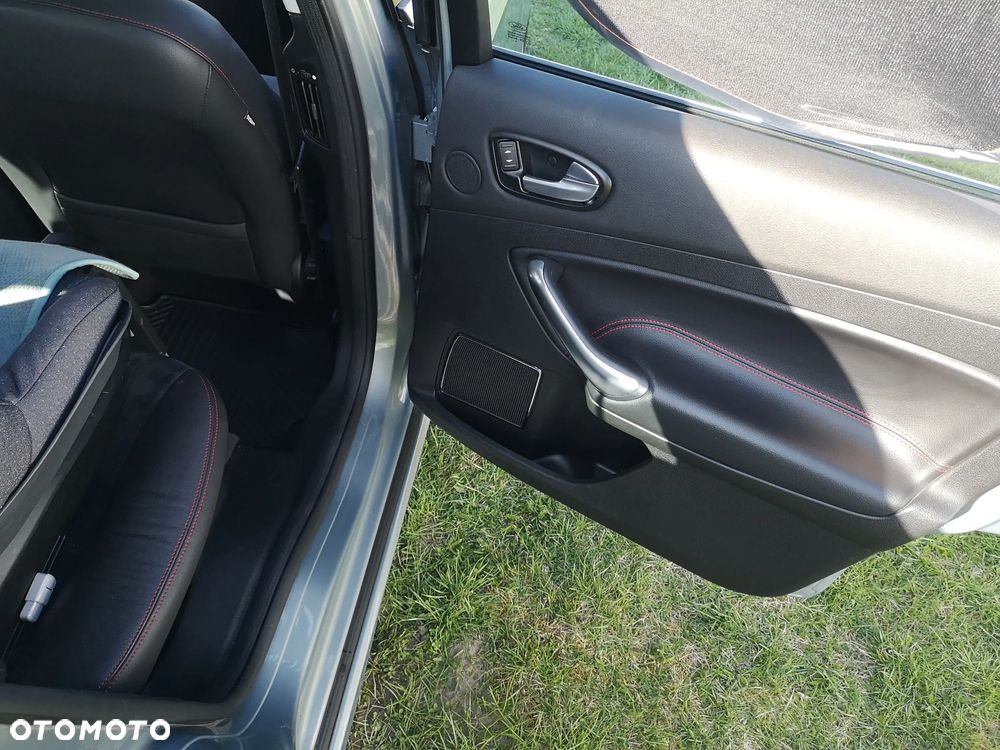 Ford Mondeo 2.5 Titanium S - 18
