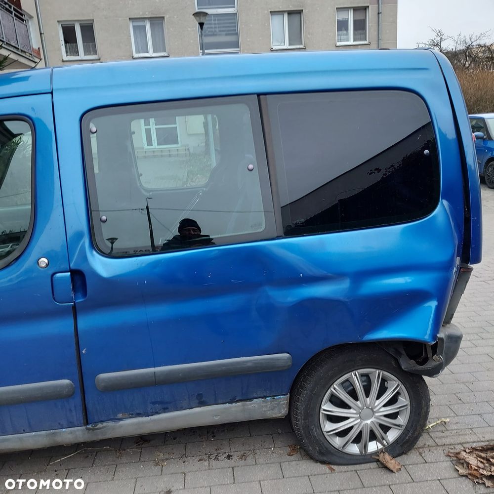 Citroen Berlingo 2002 photo 5