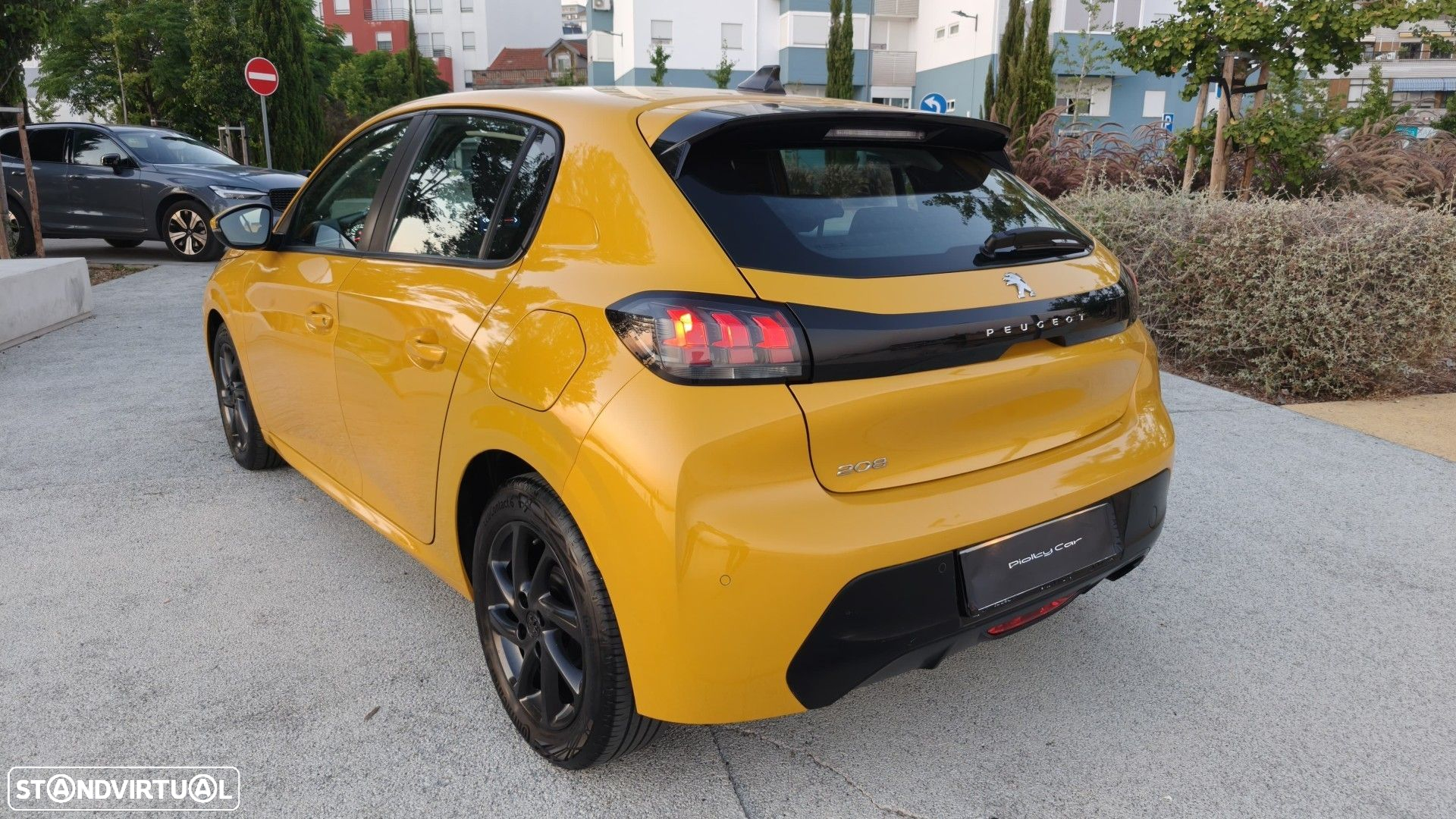 Peugeot 208 1.2 PureTech Active - 25