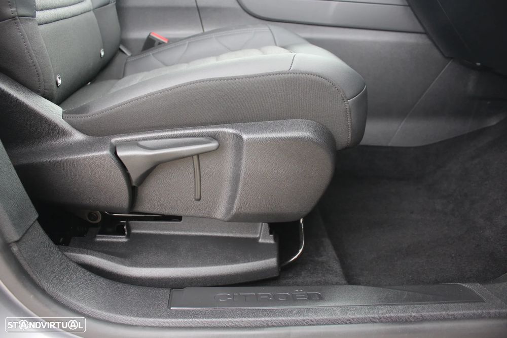 Citroën C5 Aircross 1.6 Hybrid Plus e-EAT8 - 17