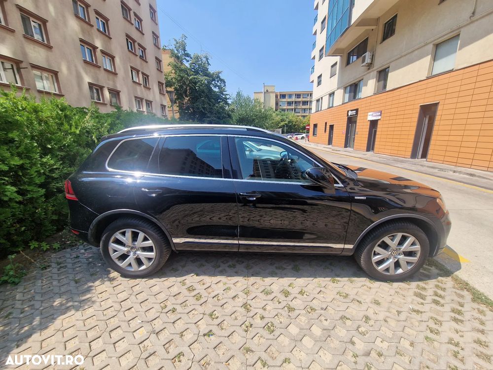 Volkswagen Touareg - 12