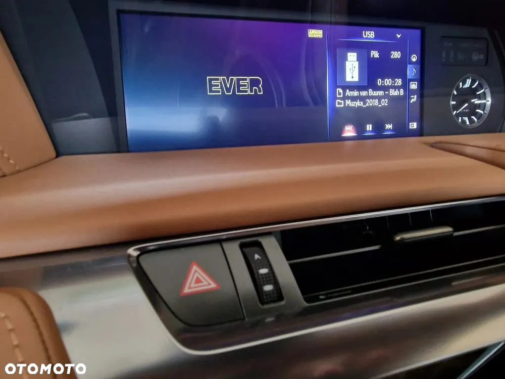 Lexus LC 500 Superturismo - 12