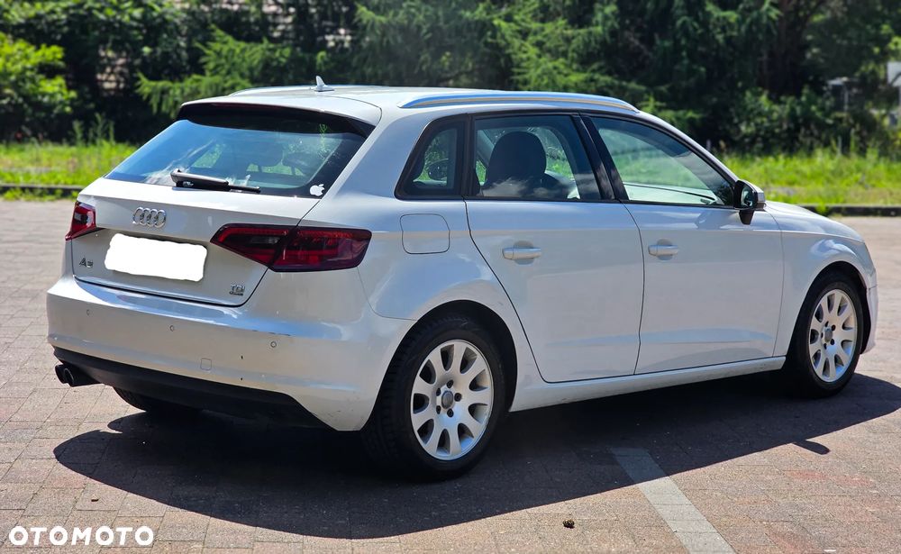 Audi A3 Sportback 2.0 TDI quattro Ambiente - 7