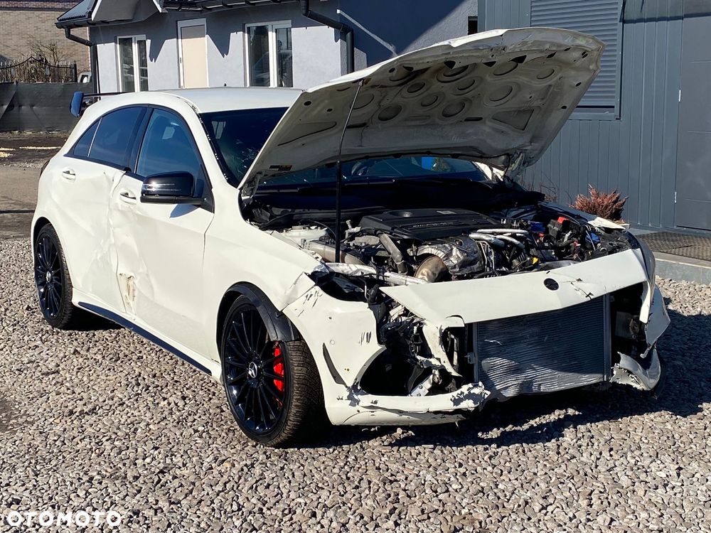 Mercedes-Benz Klasa A AMG 45 4Matic AMG Speedshift 7G-DCT - 10