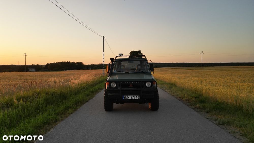 Mitsubishi Pajero - 3