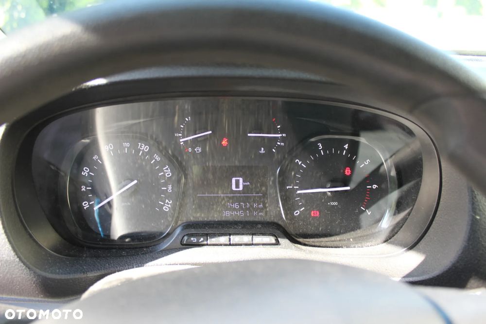 Peugeot Expert - 17