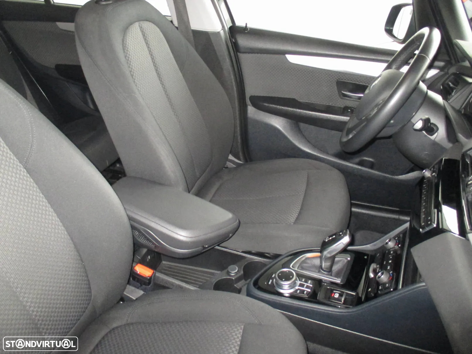 BMW 216 Gran Tourer d 7L Advantage Auto - 6