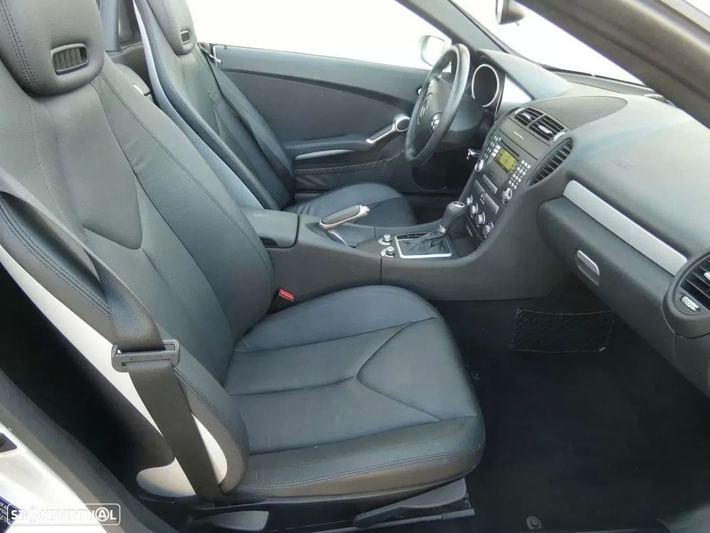 Mercedes-Benz SLK 200 - 16