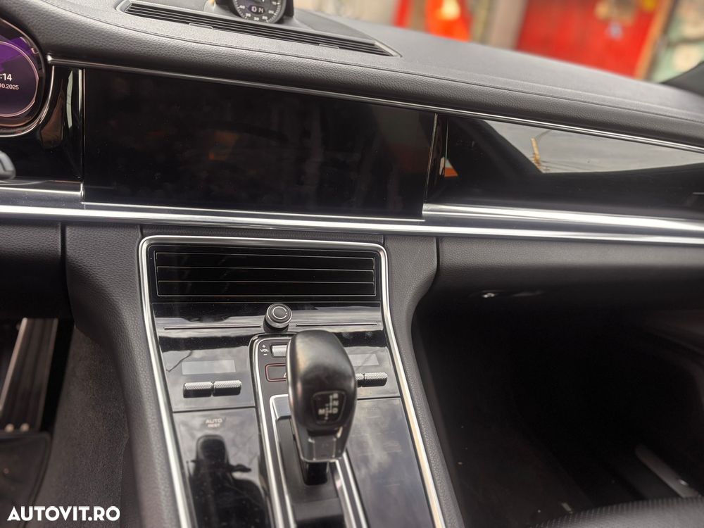 Porsche Panamera 4 E-Hybrid - 6