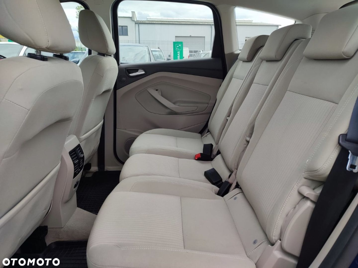 Ford C-MAX - 11