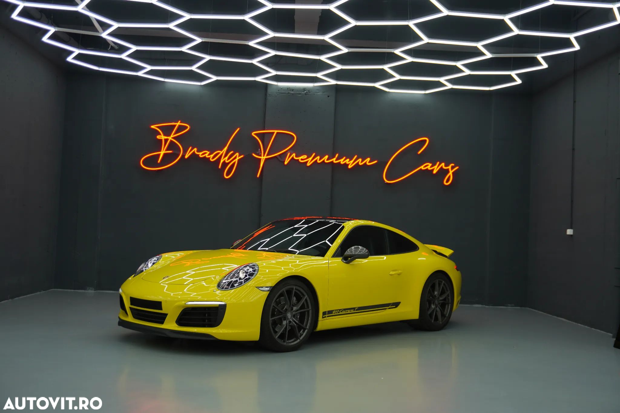 Porsche 911 Carrera PDK - 1