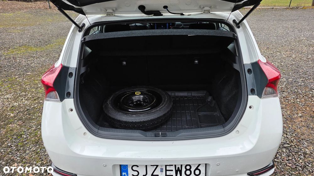 Toyota Auris 1.33 VVT-i Life - 34