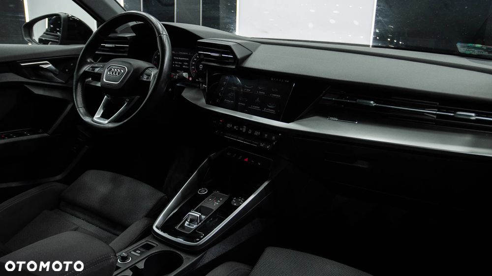 Audi A3 Limousine 35 TFSI mHEV S Line S tronic - 13