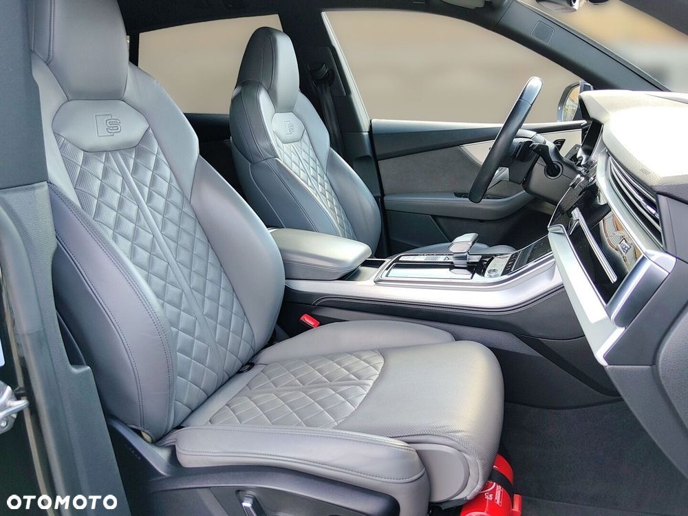 Audi SQ8 TFSI Quattro Tiptronic - 16