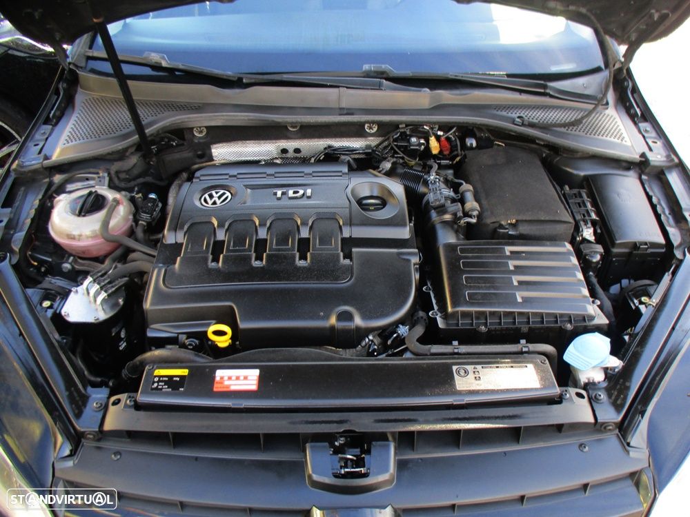 VW Golf 1.6 TDi BlueMotion Confortline - 34