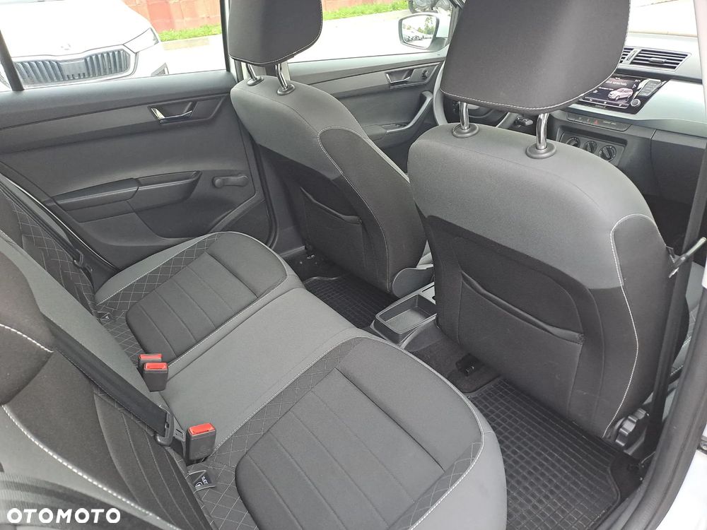 Skoda Fabia 1.0 TSI Ambition - 11