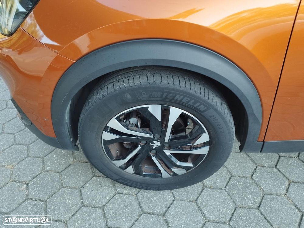 Peugeot 2008 1.2 PureTech GT Line EAT8 - 12