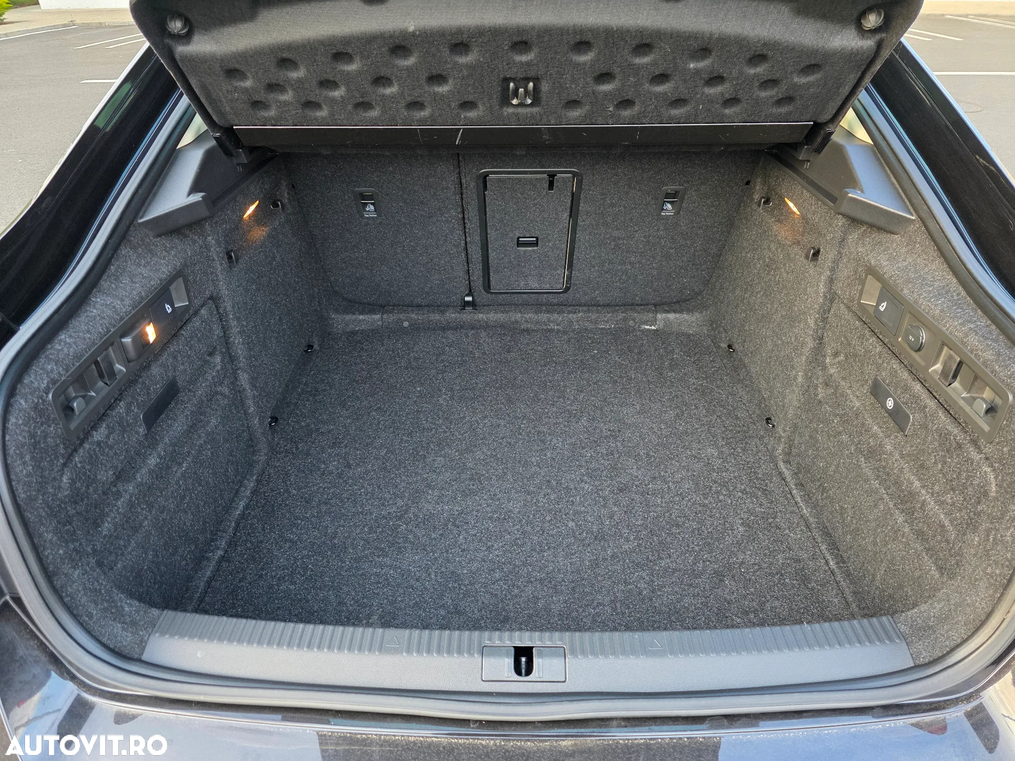 Skoda Superb 2.0 TDI DSG Style - 22