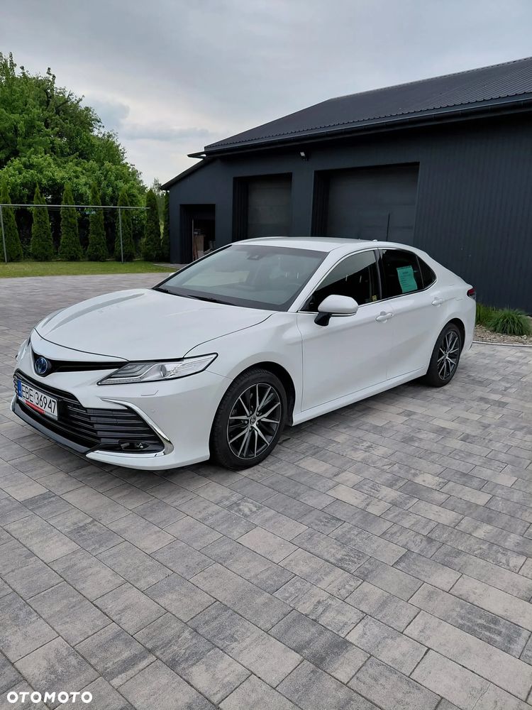 Toyota Camry 2.5 Hybrid Executive CVT - 1